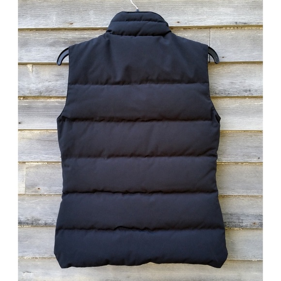 Canada Goose Black Vest - Picture 5 of 7